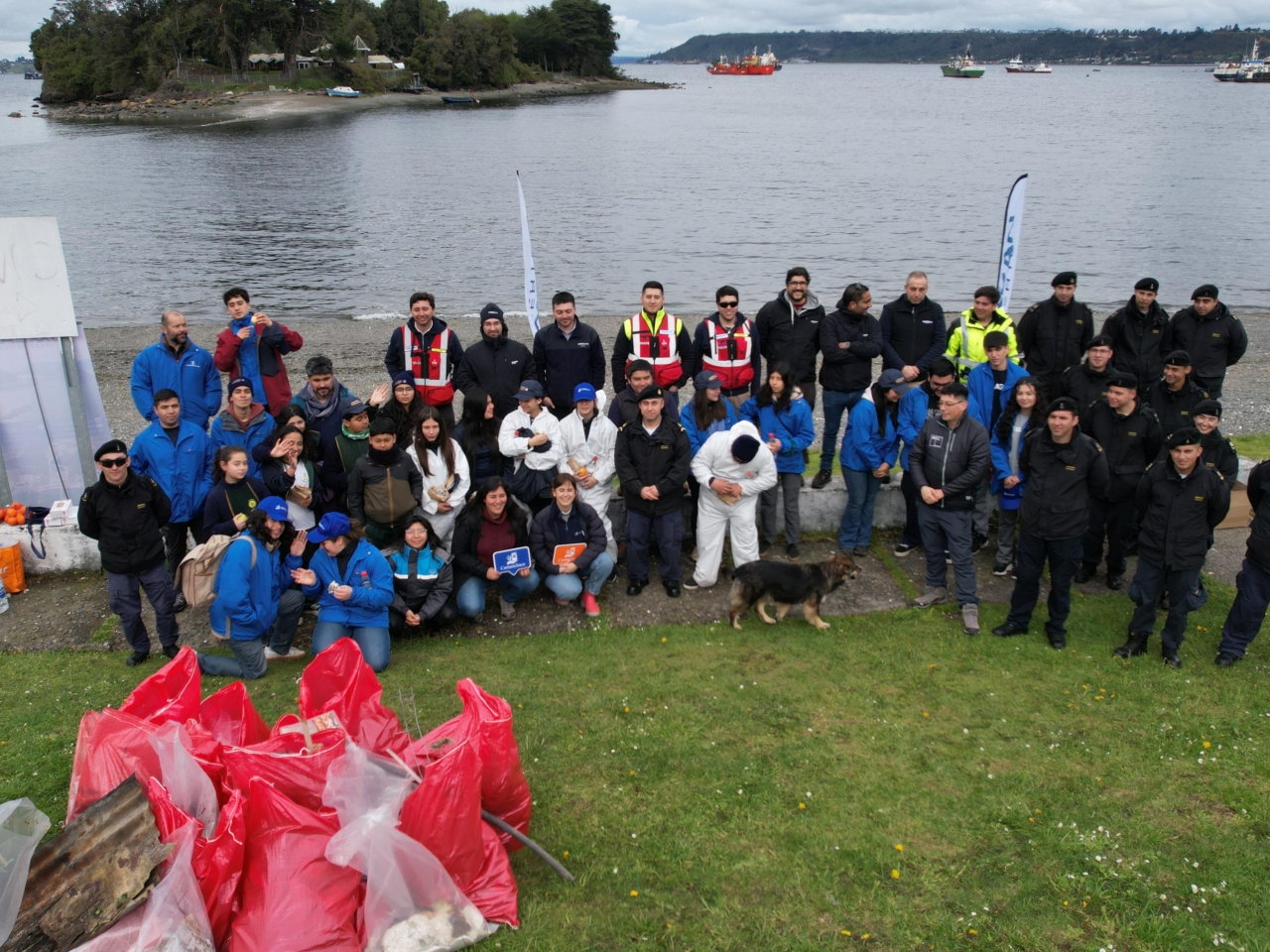Ingeniería Ambiental participa en Limpieza de Playas